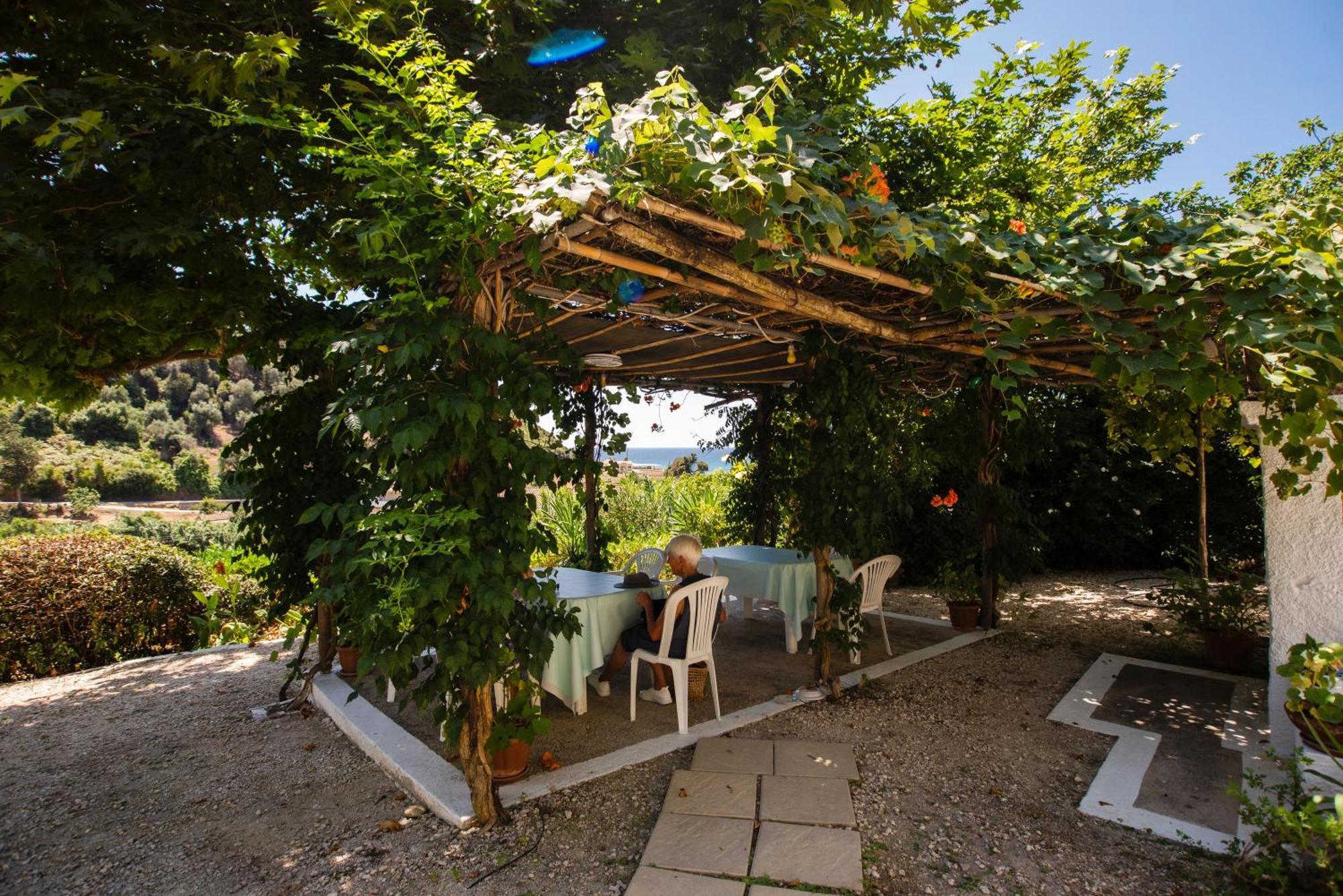 Villa Anneta Vitalades Exterior photo